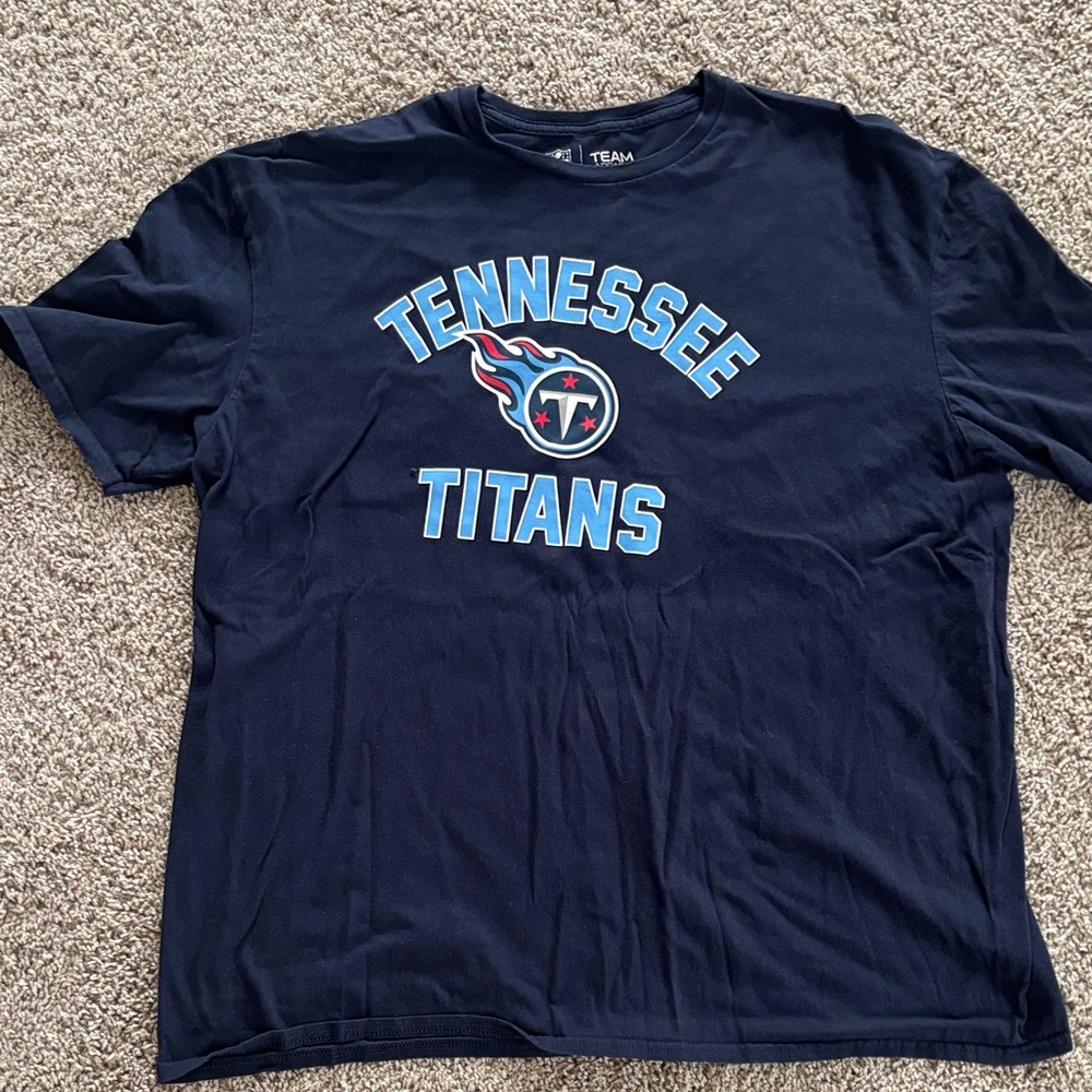 Tennessee Titans XXL Shirt